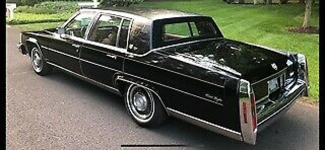 1984 Cadillac Brougham Fleetwood D’Elegance 18k Miles Mint Original - photo 3
