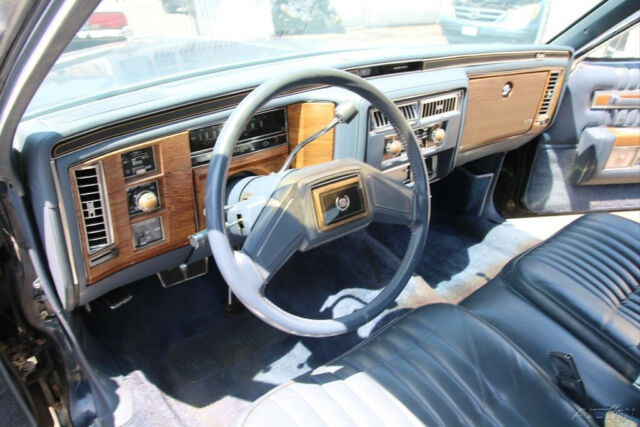 1984 Cadillac DeVille - photo 12