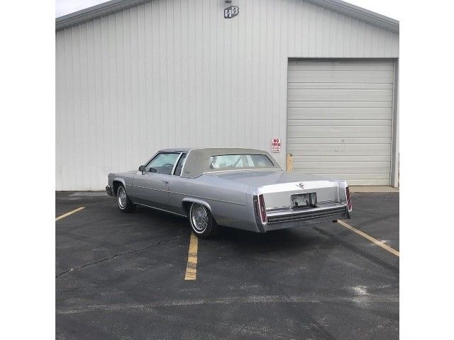 1984 Cadillac DeVille - photo 4