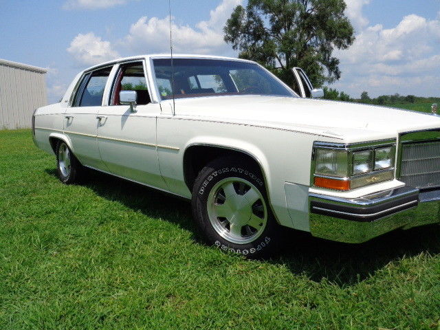 1984 Cadillac DeVille - photo 4