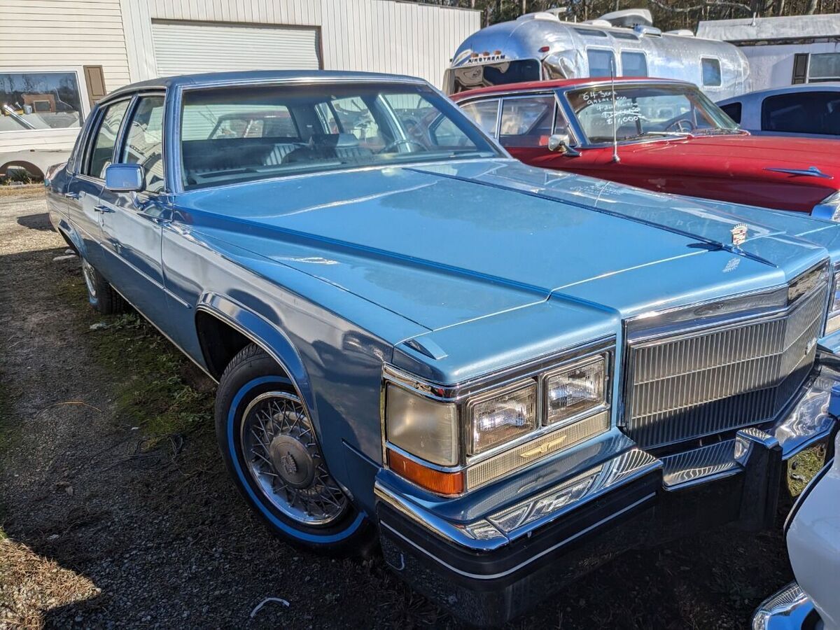 1984 Cadillac DeVille Base 4dr Sedan - photo 3
