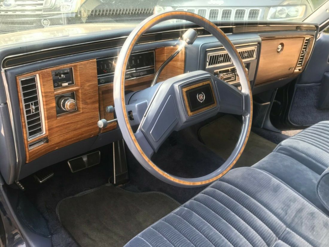 1984 Cadillac DeVille - photo 11