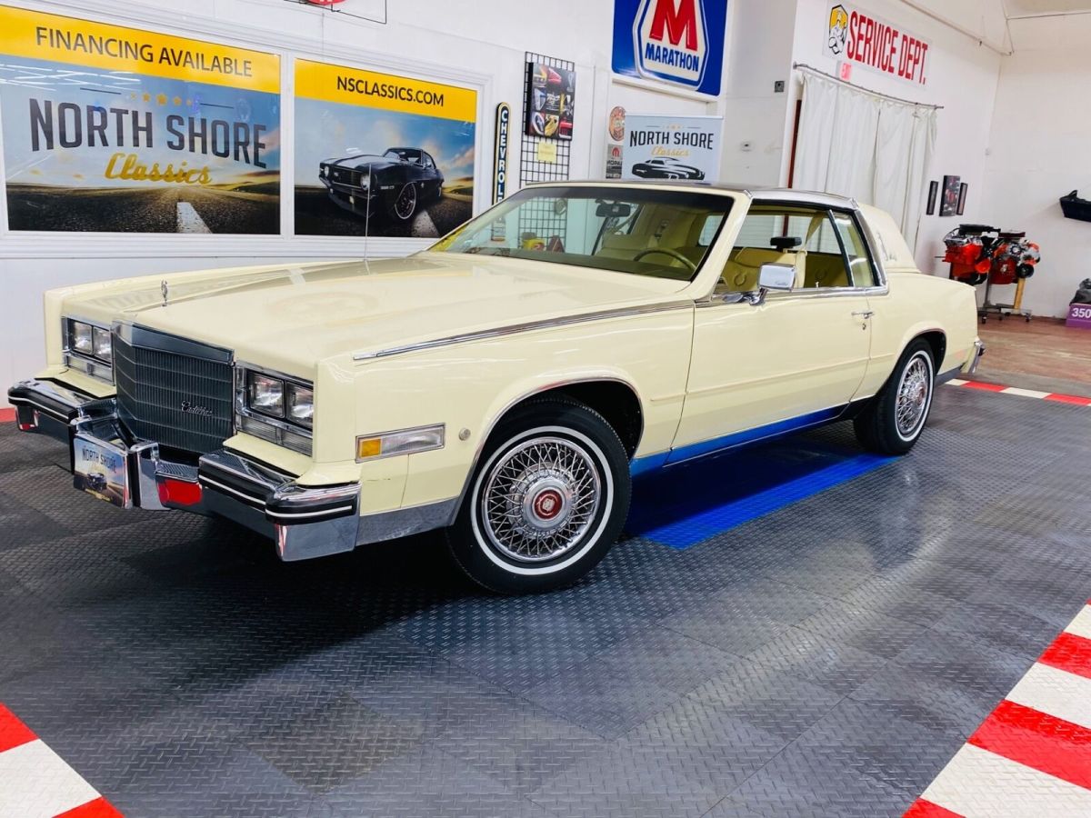 1984 Cadillac Eldorado - BIARRITZ COUPE - STAINLESS ROOF - LOW MILES - SE - photo 2