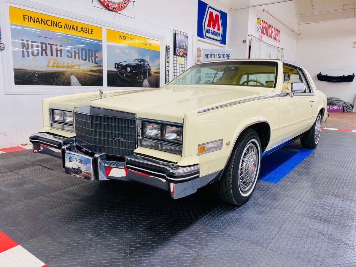 1984 Cadillac Eldorado - BIARRITZ COUPE - STAINLESS ROOF - LOW MILES - SE - photo 4