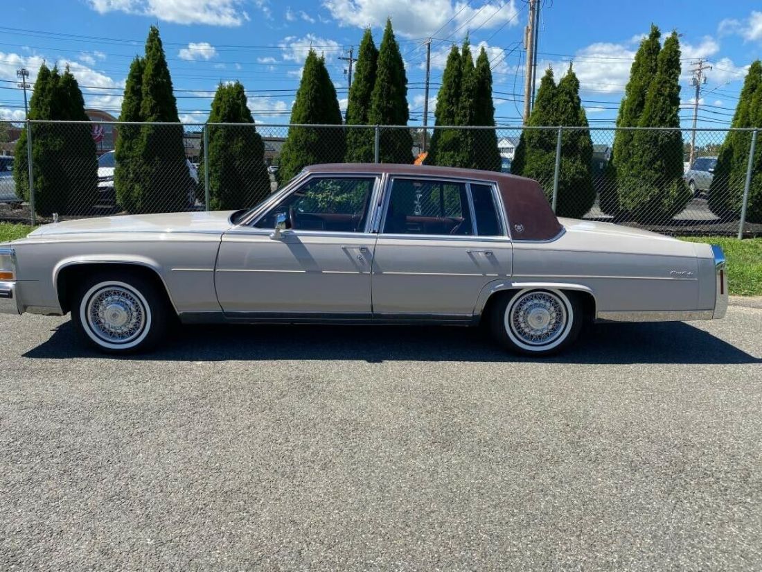 1984 Cadillac Fleetwood - photo 9