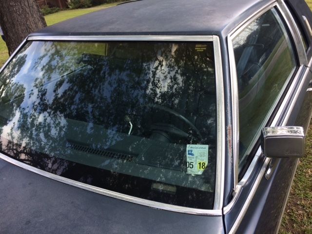1984 Cadillac Fleetwood Brougham Coupe - photo 10