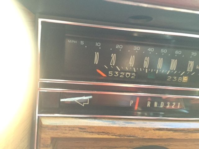 1984 Cadillac Fleetwood D'Elegance - photo 5