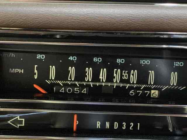 1984 Cadillac Fleetwood BROUGHAM - photo 8