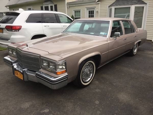 1984 Cadillac DeVille - photo 10
