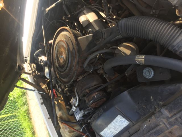 1984 Cadillac Seville Base Sedan 4-Door - photo 11