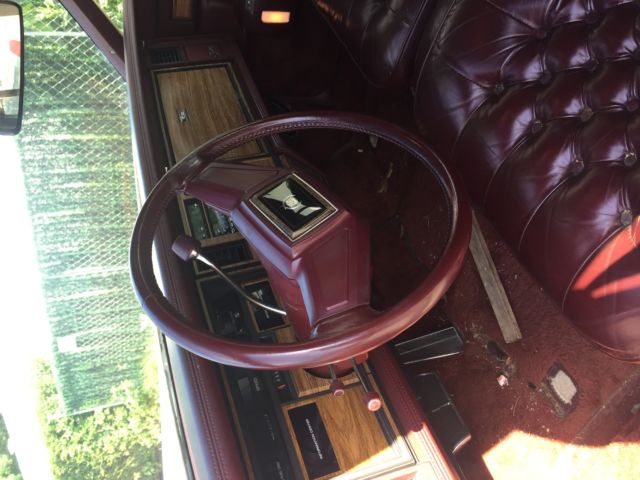 1984 Cadillac Seville Base Sedan 4-Door - photo 6