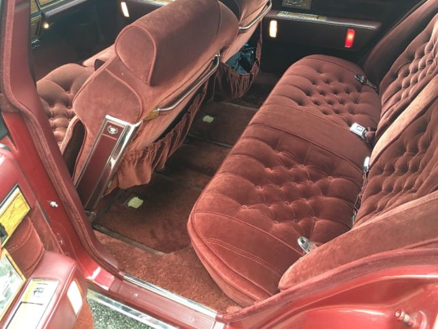 1984 Cadillac Seville Base Sedan 4-Door - photo 9
