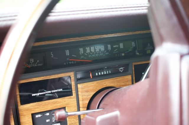 1984 Cadillac Seville - photo 9