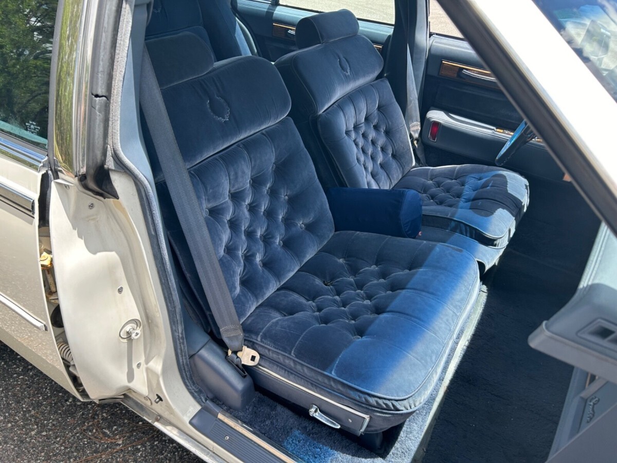 1984 Cadillac Seville - photo 8
