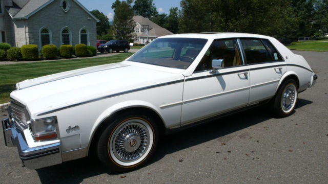 1984 Cadillac Seville Base Sedan 4-Door - photo 4