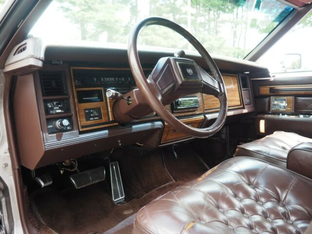 1984 Cadillac Seville Roadster Leather Clean Car - photo 13