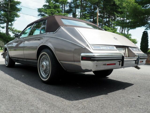1984 Cadillac Seville Roadster Leather Clean Car - photo 8