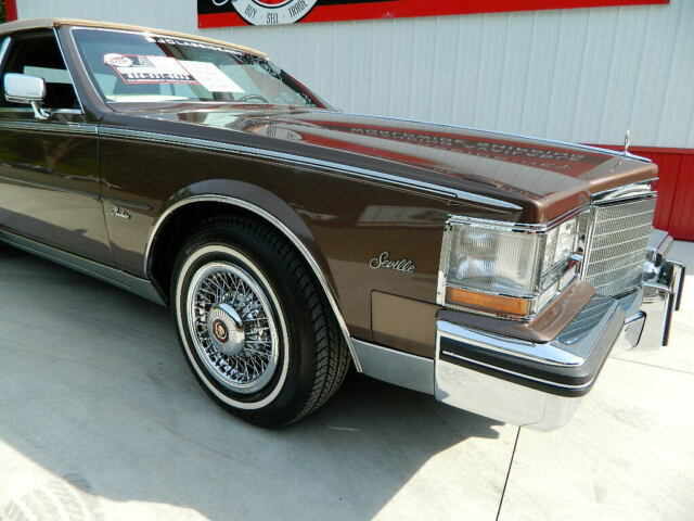 1984 Cadillac Seville LOW MILES - photo 3