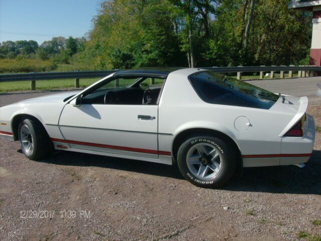 1984 Chevrolet Camaro Z28 - photo 2