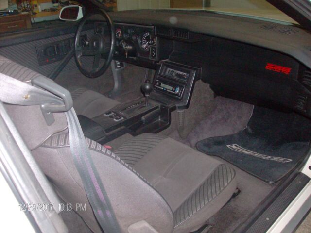 1984 Chevrolet Camaro Z28 - photo 8