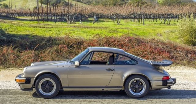 1984 Porsche 911 Carrera Coupe - photo 2