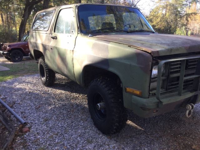 1984 Chevrolet C/K Pickup 3500 CUCV - photo 2
