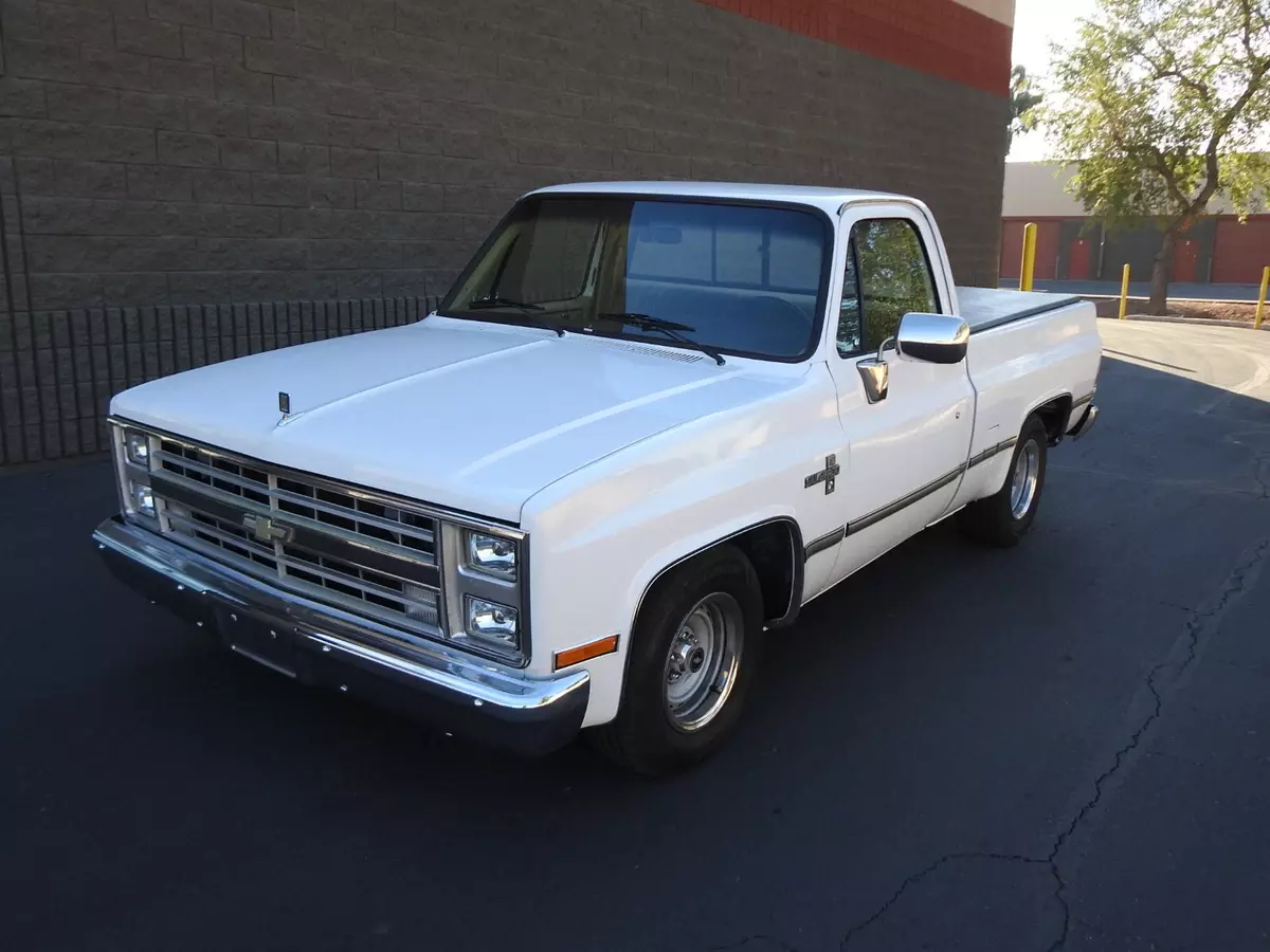 1984 Chevrolet C-10 Short Bed Big Block 1984 Chevrolet C-10