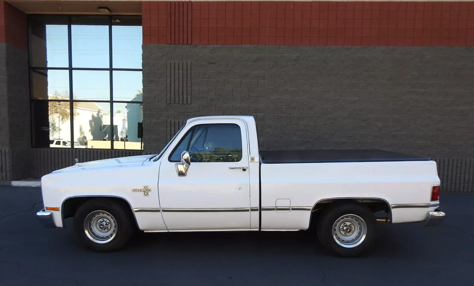 1984 Chevrolet C-10 - photo 4