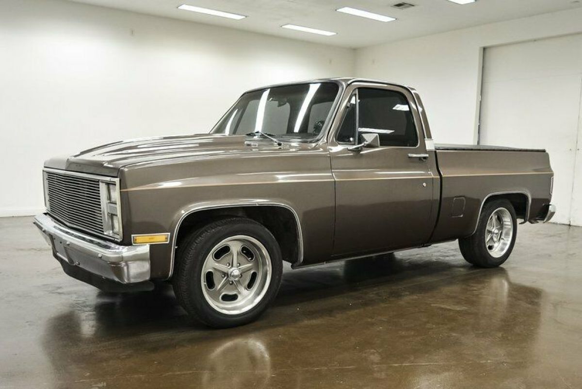 1984 Chevrolet C-10 - photo 3