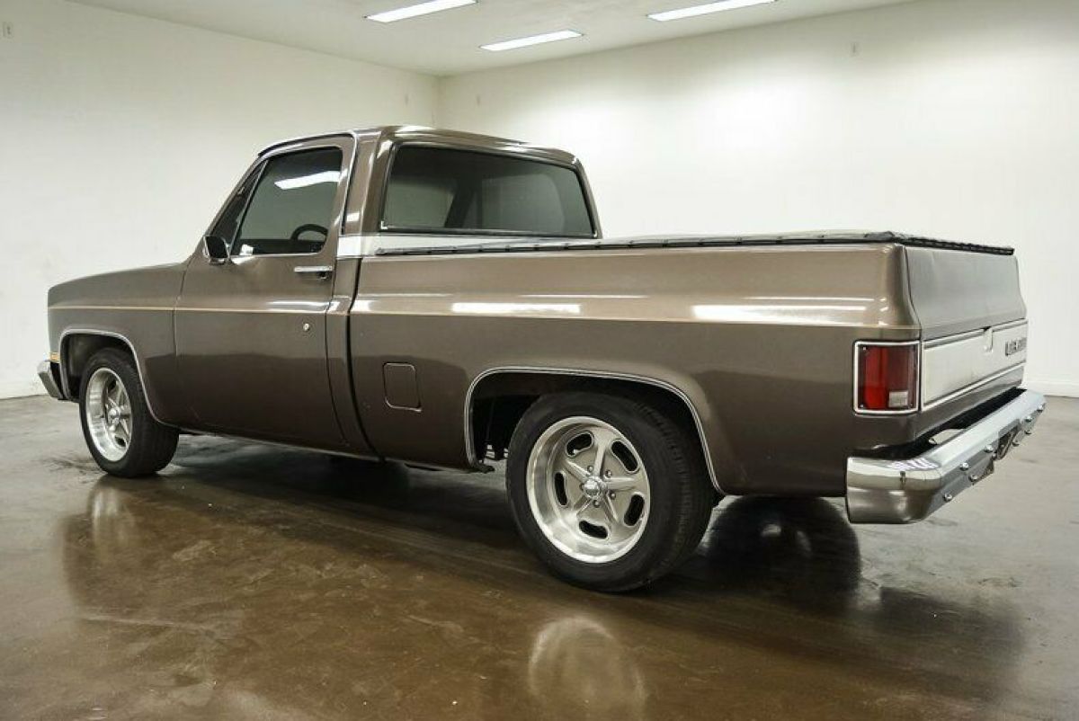 1984 Chevrolet C-10 - photo 5