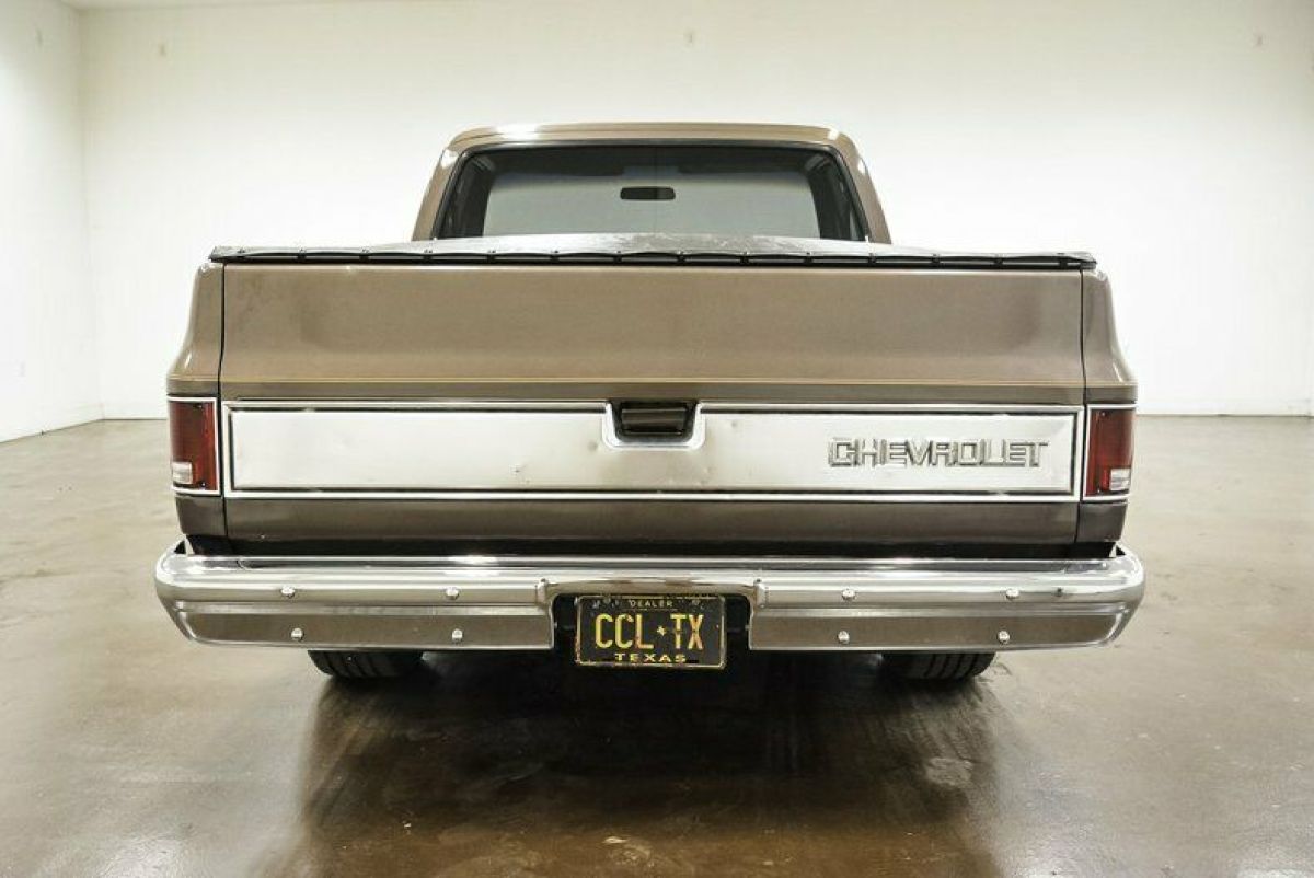 1984 Chevrolet C-10 - photo 6