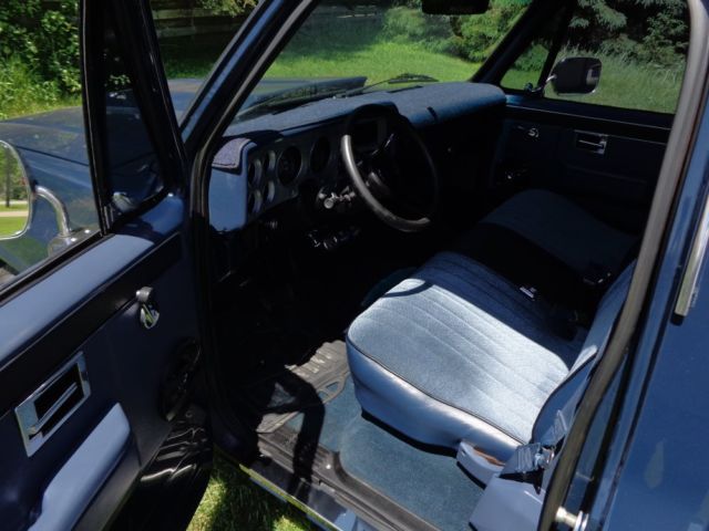 1984 Chevrolet C-10 Scottsdale - photo 12