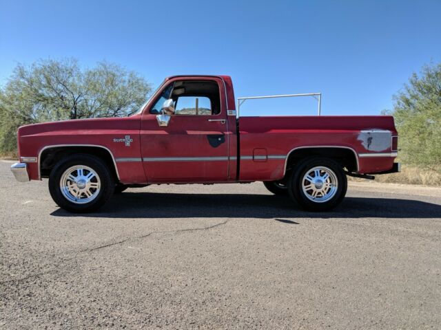 1984 Chevrolet C-10 Silverado - photo 2