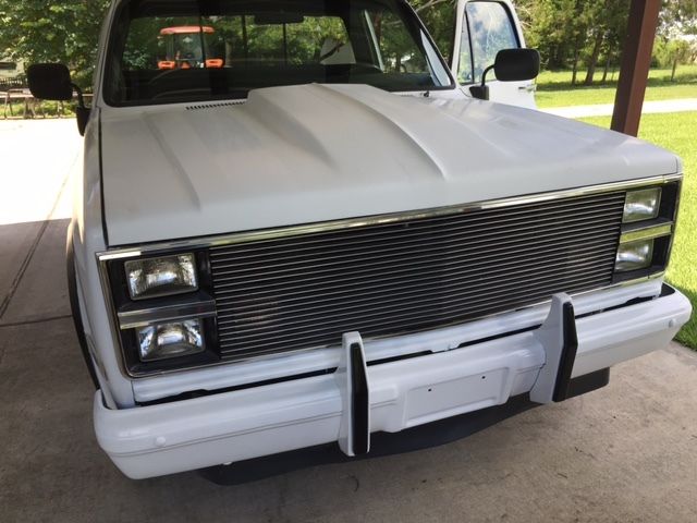 1984 Chevrolet C-10 - photo 2