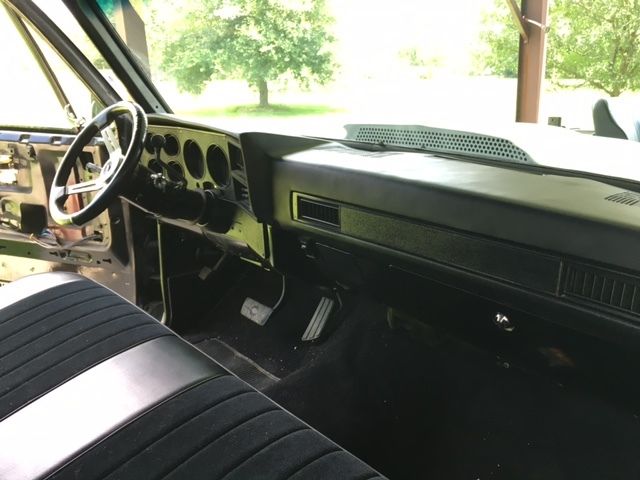 1984 Chevrolet C-10 - photo 6