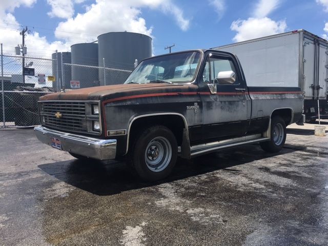 1984 Chevrolet C-10 silverado - photo 2