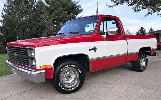 1984 Chevrolet C10 Silverado SWB Short Bed Harley Davidson NICE 1984 Chevrolet C-10 Silverado NICE