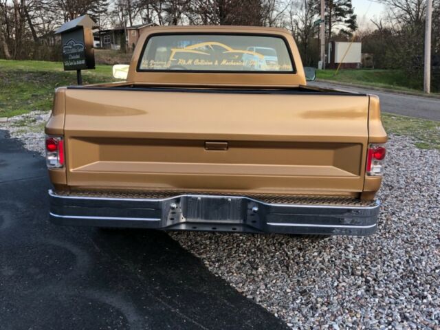 1984 Chevrolet C-10 - photo 3