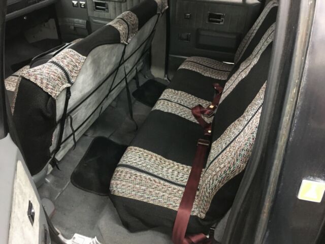 1984 Chevrolet Silverado 3500 - photo 4