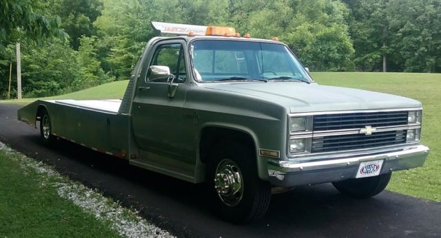 1984 Chevrolet C/K Pickup 3500 car hauler - photo 3