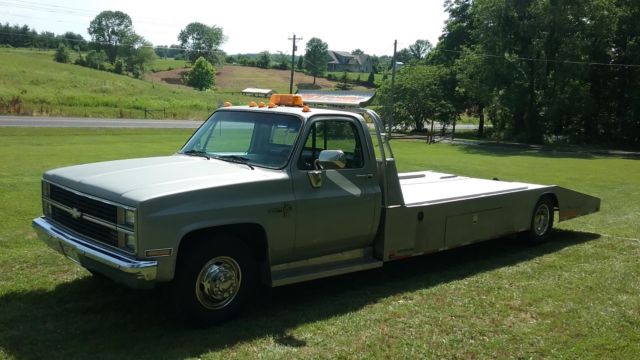 1984 Chevrolet C/K Pickup 3500 car hauler - photo 4