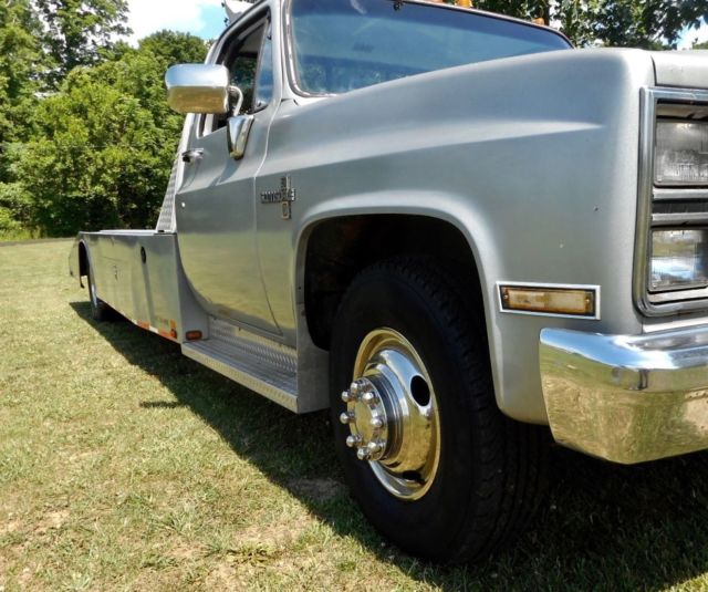 1984 Chevrolet C/K Pickup 3500 car hauler - photo 7