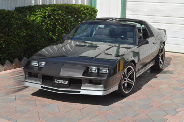 1984 Chevrolet Camaro 5.0 Liter z28 H.O. 5 speed Immaculate low miles 1984 Chevrolet Camaro z28