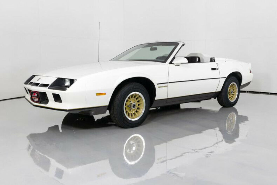 1984 Chevrolet Camaro Berlinetta Convertible - photo 5