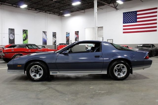 1984 Chevrolet Camaro -- - photo 2
