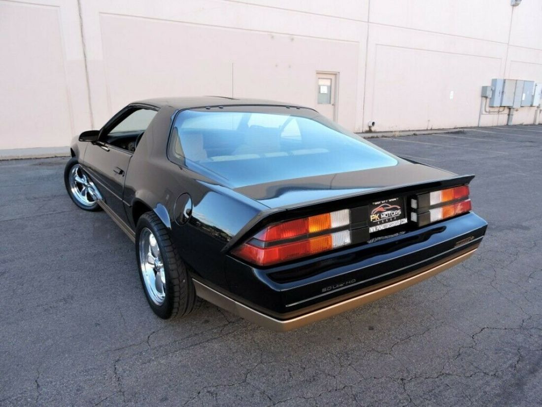 1984 Chevrolet Camaro Z28 - photo 3