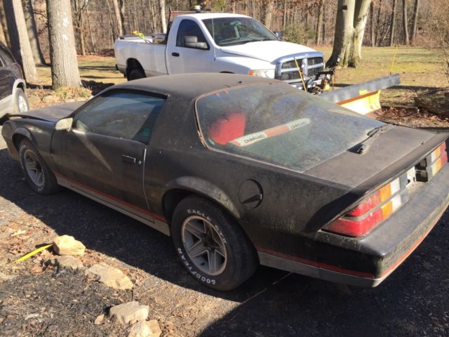 1984 Chevrolet Camaro z28 - photo 2