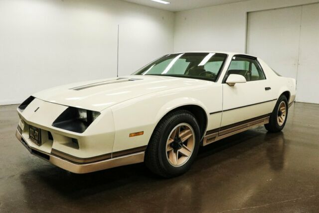 1984 Chevrolet Camaro Z/28 - photo 3