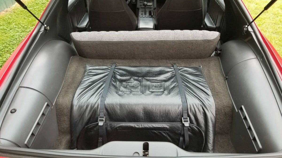 1984 Chevrolet Camaro - photo 9