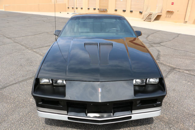 1984 Chevrolet Camaro - photo 3